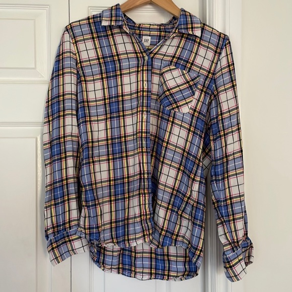 Gap Flannel- size small - Picture 3 of 6